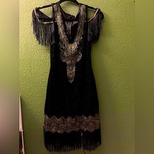 1920’s dress with black satin gloves costume